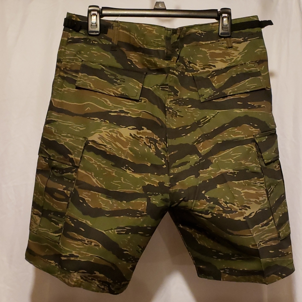 Men's Military Tiger Stripe Shorts - Picture 8 of 8